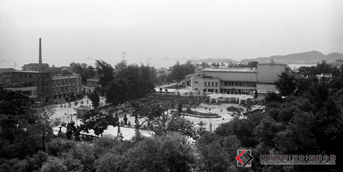 3-流动漁民会堂- 烈士陵园(70年代)李志均-编辑.jpg